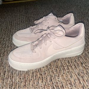 Nike sage low platforms
